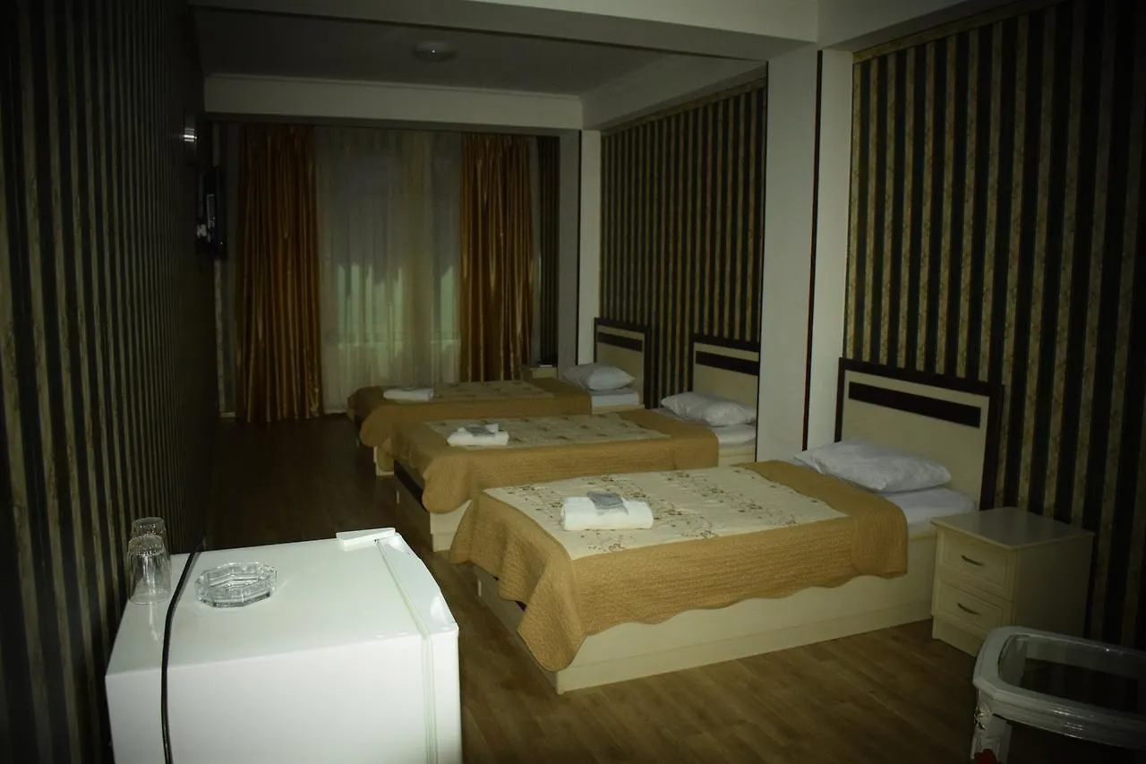 Hotel Kourosh 트빌리시
