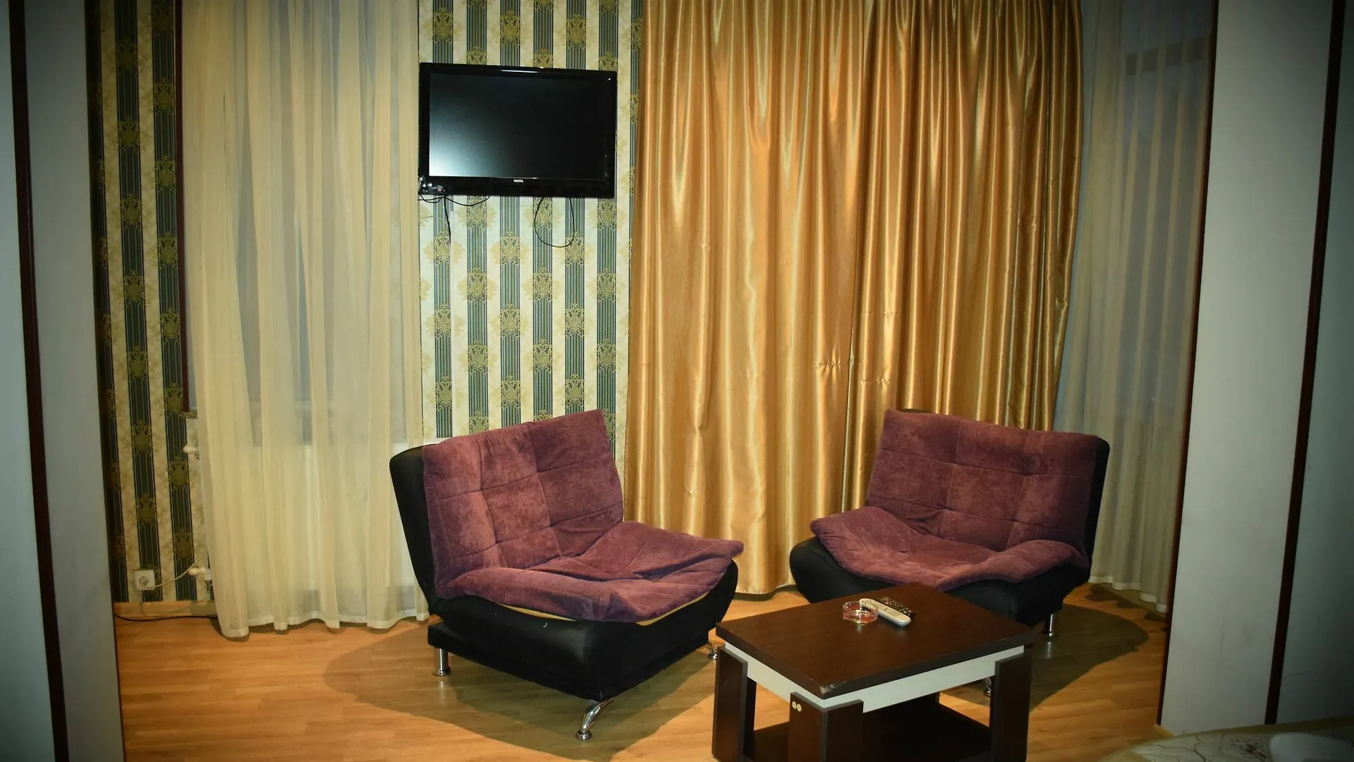 Hotel Kourosh 트빌리시